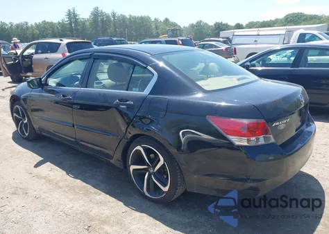 2008 Honda Accord 2.4 Ex z USA, uszkodzony, nr VIN JHMCP267X8C037610